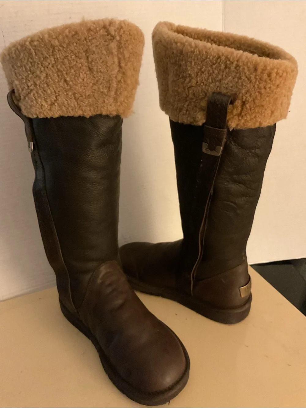 UGG women brown leather sheepskin tall sheepskin tall knee high Locarno boots 8